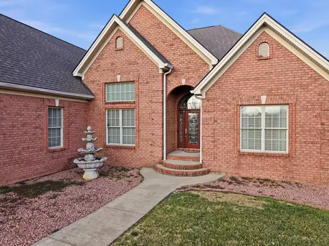 168 Master Ct, Hustonville, KY 40437