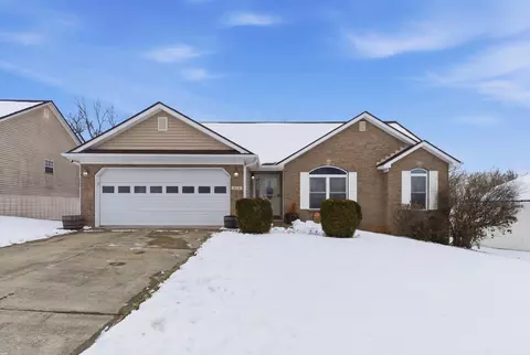 413 Forest Ridge Dr, Frankfort, KY 40601