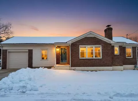 170 Sunset Dr, Frankfort, KY 40601