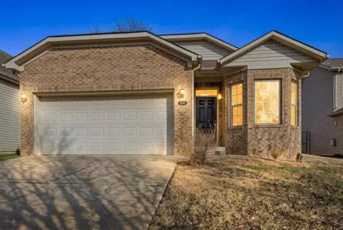 3005 Roundway Down Ln, Lexington, KY 40509