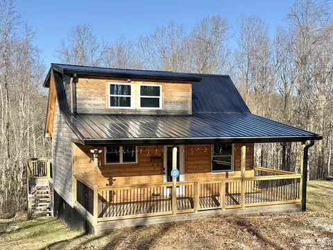 220 Mt Hope Rd, Morehead, KY 40351