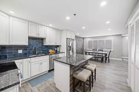 355 S Broadway, Lexington, KY 40508