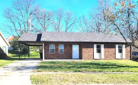 125 Schenkelwood Dr, Frankfort, KY 40601