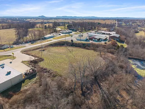 9999 Berea Rd, Berea, KY 40403 photo 8