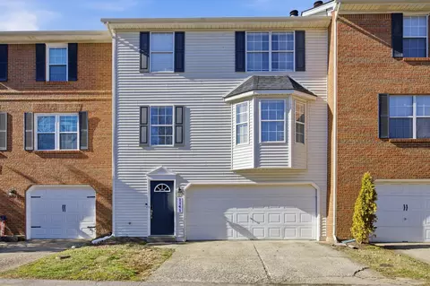 1141 Ashford Ln, Lexington, KY 40515