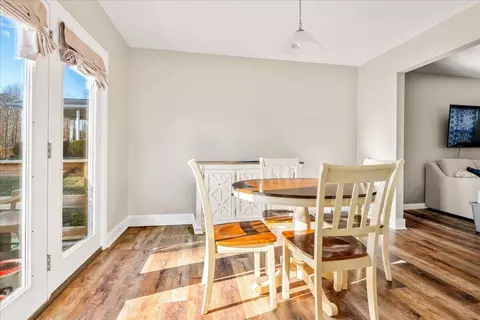 Dining - 332 Hickory Ridge Dr, Corbin, KY 40701 photo 2 of 2