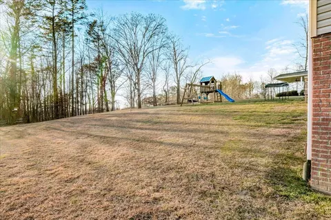 Exterior - 332 Hickory Ridge Dr, Corbin, KY 40701 photo 6 of 9