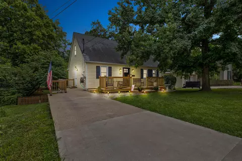 211 Antwerp Ave, Mount Sterling, KY 40353