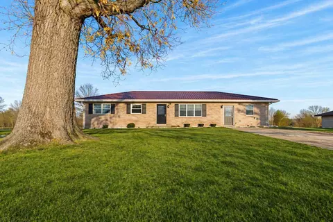 109 Pin Oak Dr, Berea, KY 40403