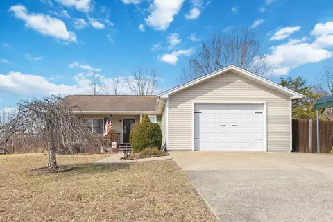 Exterior - 824 Walnut Rd, Lily, KY 40740 photo 1 of 12