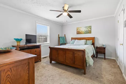 Bedroom - 824 Walnut Rd, Lily, KY 40740 photo 1 of 3