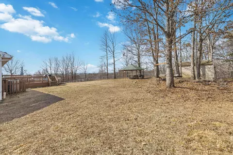 Exterior - 824 Walnut Rd, Lily, KY 40740 photo 11 of 12