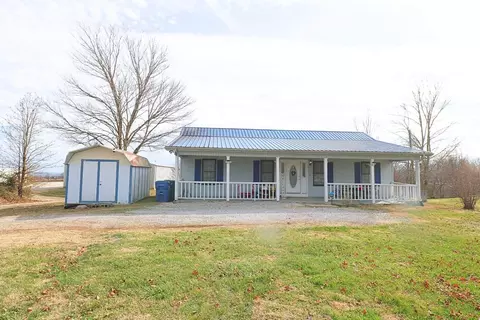 Exterior - 218 Mangold Dr, Nancy, KY 42544 photo 2 of 5