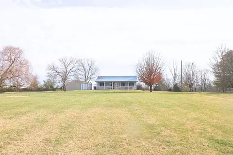 Exterior - 218 Mangold Dr, Nancy, KY 42544 photo 3 of 5