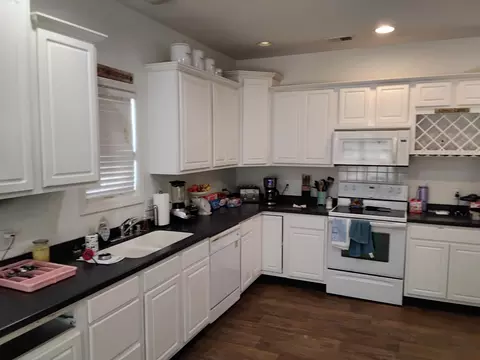 Kitchen - 113 Walden Cv, Georgetown, KY 40324 photo 1 of 4