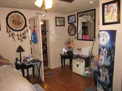 Bedroom - 220 E Washington St, Winchester, KY 40391 photo 1 of 2