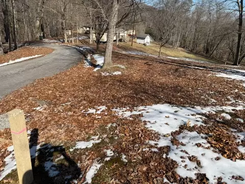 000 Osborne Rd, Pineville, KY 40977