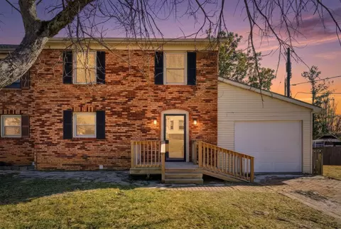 1420 Ridgecrest Dr, Lexington, KY 40517