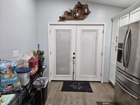 Entry Way - 21 Ashley Dr, Liberty, KY 42539 photo 3 of 3