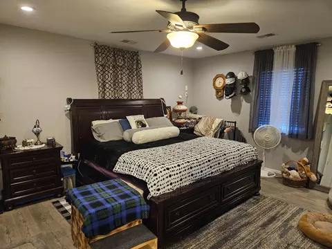Bedroom - 21 Ashley Dr, Liberty, KY 42539 photo 1 of 4