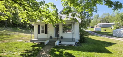 211 Garner School Rd, Somerset, KY 42503