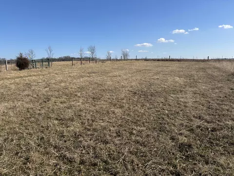 11414 Richmond Rd, Paint Lick, KY 40461