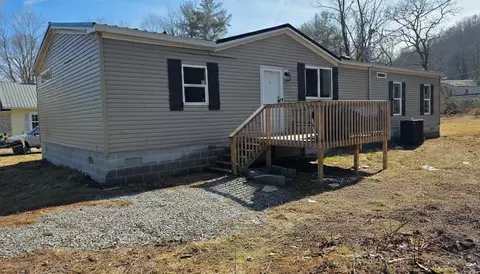 2523 Exeter Ave, Middlesboro, KY 40965