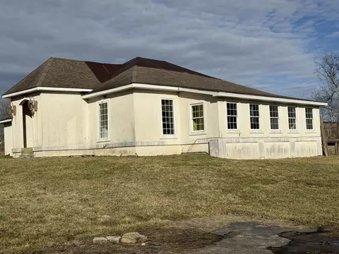 4796 Ky-490, East Bernstadt, KY 40729