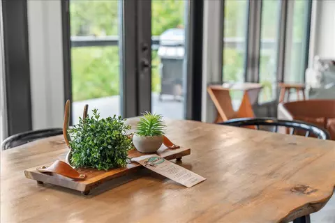 Dining - 772 Chestnut Log Branch Rd, Campton, KY 41301 photo 6 of 7