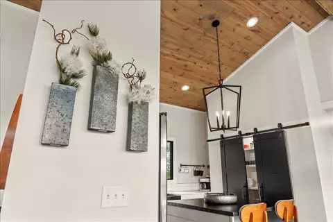 Entry Way - 772 Chestnut Log Branch Rd, Campton, KY 41301 photo 1 of 1