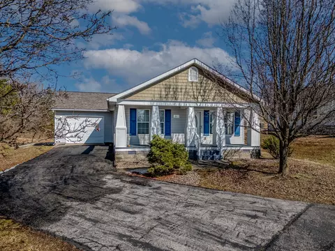 21 Brosi Ct, Morehead, KY 40351