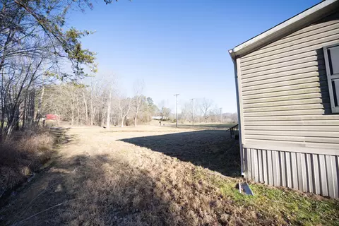 Exterior - 843 Campbell Rd, Corbin, KY 40701 photo 6 of 7