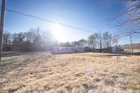 Exterior - 843 Campbell Rd, Corbin, KY 40701 photo 2 of 7