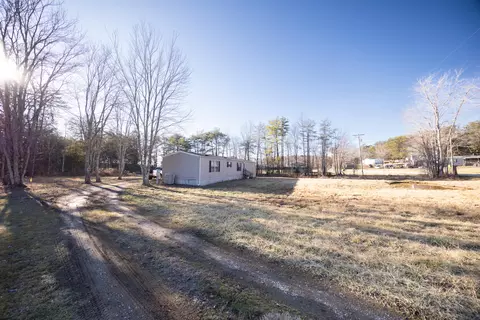 Exterior - 843 Campbell Rd, Corbin, KY 40701 photo 3 of 7
