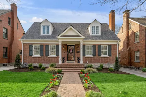 325 Kingsway Dr, Lexington, KY 40502