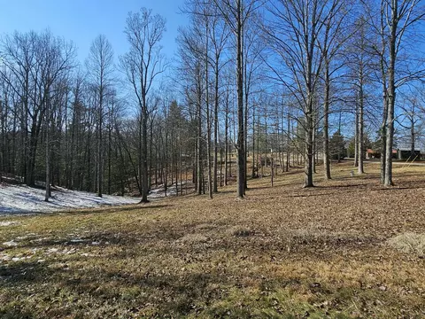 155 Baker Estates Rd, Pine Ridge, KY 41360