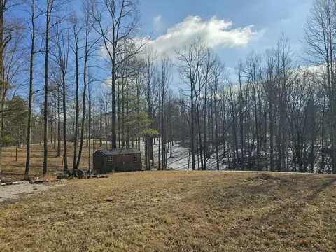 155 Baker Estates Rd, Pine Ridge, KY 41360 photo 5
