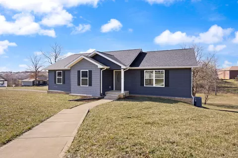 81 Grand Crossing Ct, Somerset, KY 42503