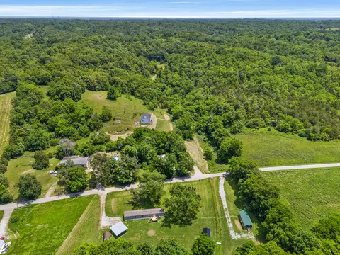 View/Area - 1090 Gunnell Rd, Georgetown, KY 40324 photo 5 of 9