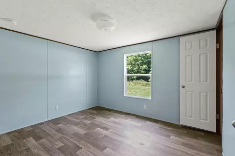 Bedroom - 1090 Gunnell Rd, Georgetown, KY 40324 photo 1 of 2