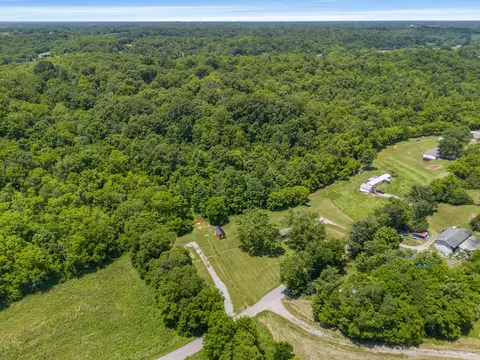 View/Area - 1090 Gunnell Rd, Georgetown, KY 40324 photo 3 of 9