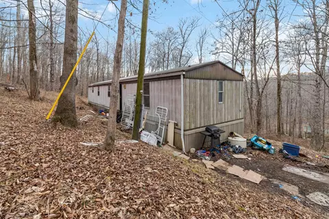 Exterior - 44 John Dr, Burnside, KY 42519 photo 3 of 4