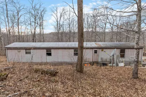 Exterior - 44 John Dr, Burnside, KY 42519 photo 2 of 4