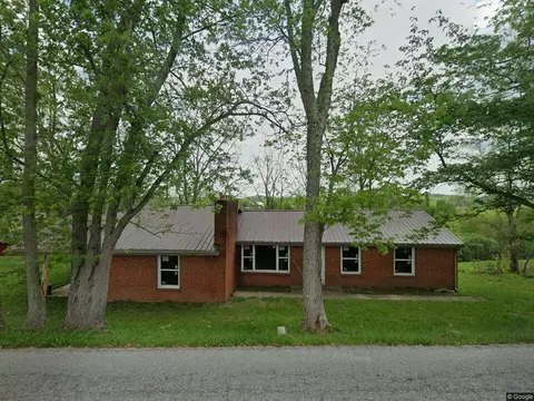 6 Maple Grove Rd, Orlando, KY 40460