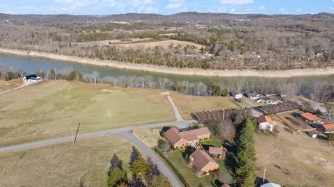 1 Colyer Rd, Bronston, KY 42518