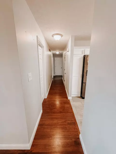 Entry Way - 209 Hilltop Dr, Nancy, KY 42544 photo 2 of 2