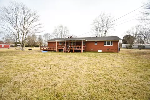 Exterior - 209 Hilltop Dr, Nancy, KY 42544 photo 5 of 7