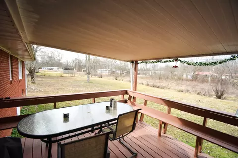 Exterior - 209 Hilltop Dr, Nancy, KY 42544 photo 3 of 7