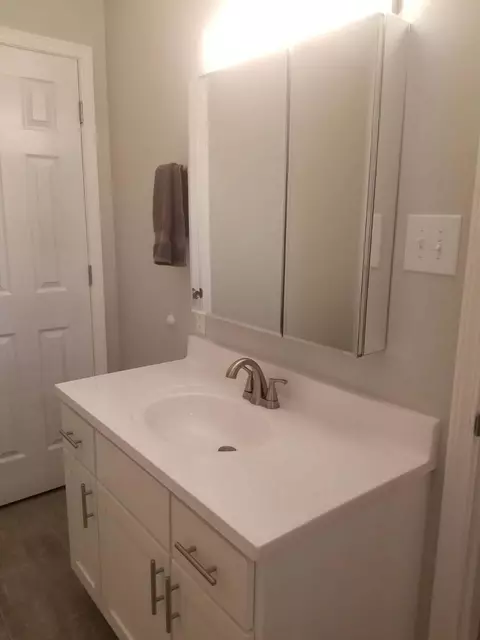 Bath - 209 Hilltop Dr, Nancy, KY 42544 photo 1 of 3
