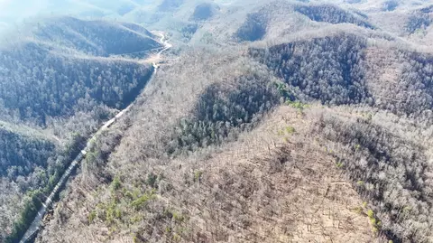 0 Polls Creek Rd, Yeaddiss, KY 41777